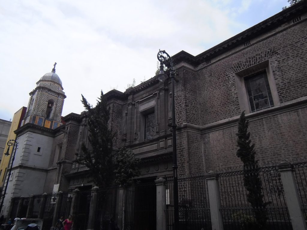 Templo de Nuestra Señora de Balvanera (Catedral Maronita)