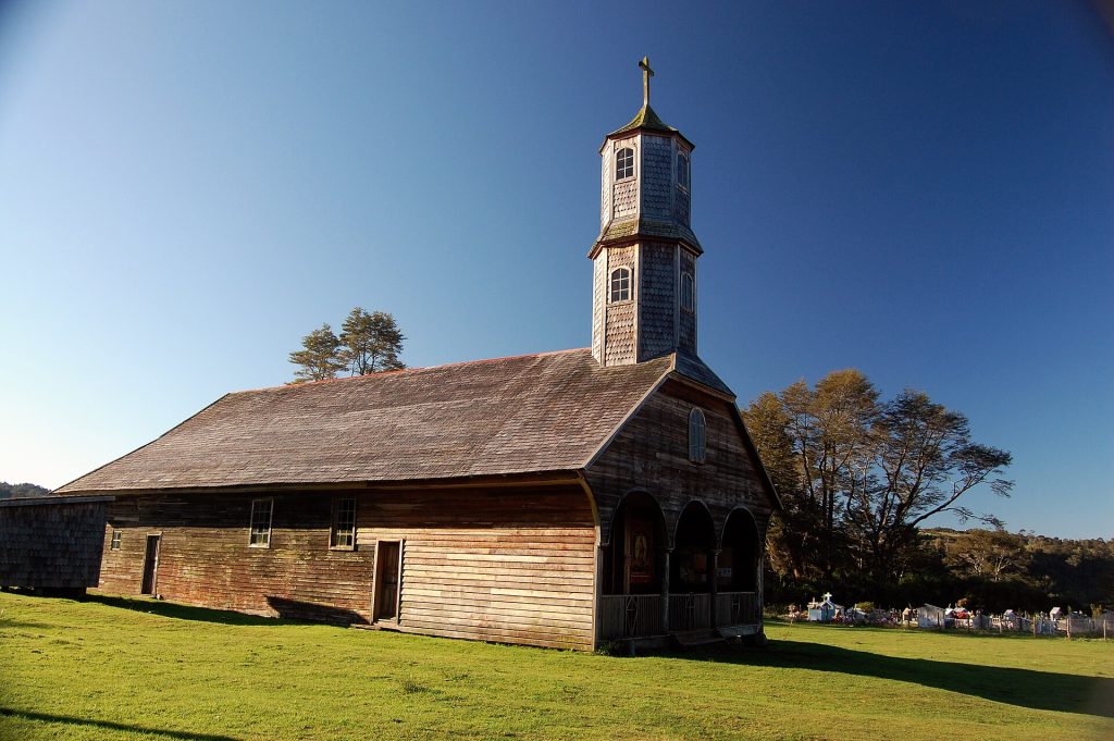 Iglesia de San Antonio de Colo
