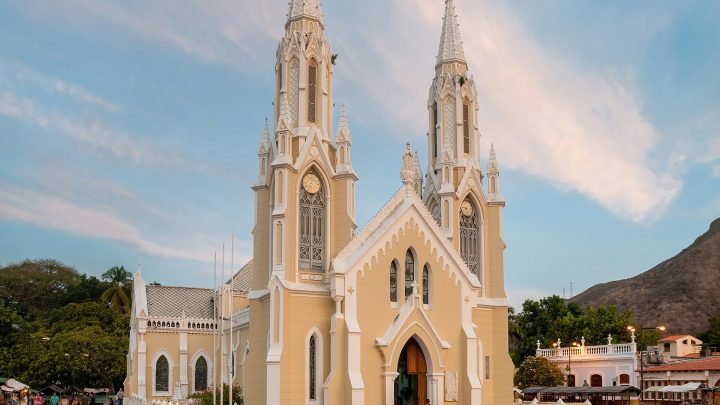 Basílica Menor de Nuestra Señora del Valle (Isla Margarita)