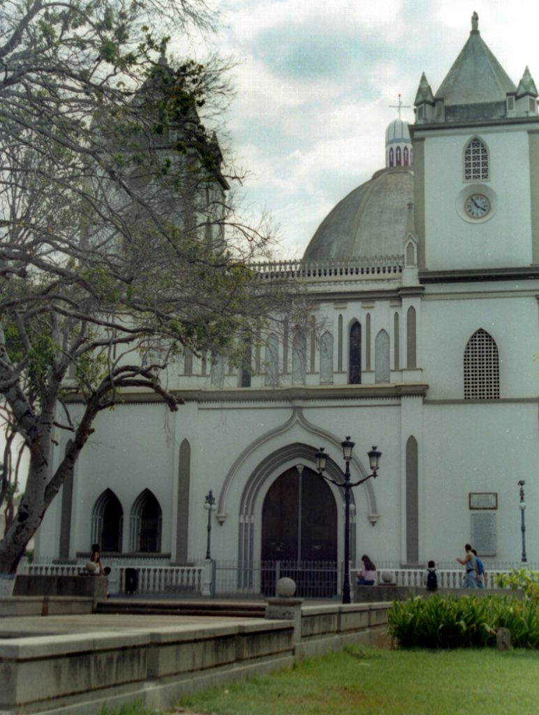 Catedral de San Nicolás de Bari (Porlamar)