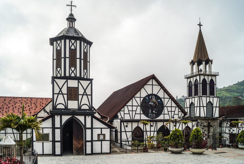 Iglesia de San Martín de Tours (Colonia Tovar)