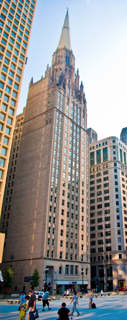 Chicago Temple Building — Primera Iglesia Metodista de Chicago