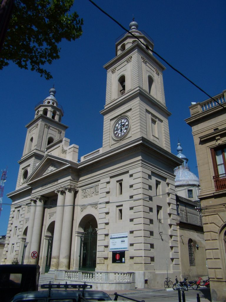 Catedral Basílica de San José de Mayo